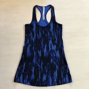 Lululemon women’s razor back tank top